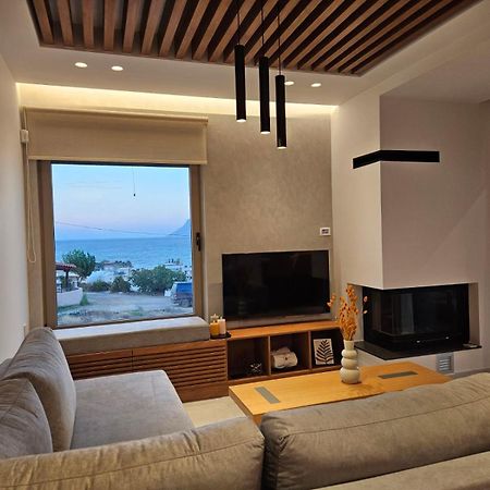 Calm & Dreamy Luxury Apts Pírgos Exterior photo