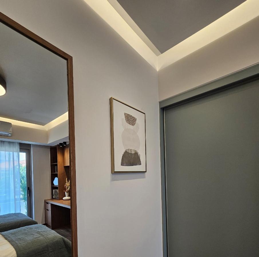 Calm & Dreamy Luxury Apts Pírgos Exterior photo